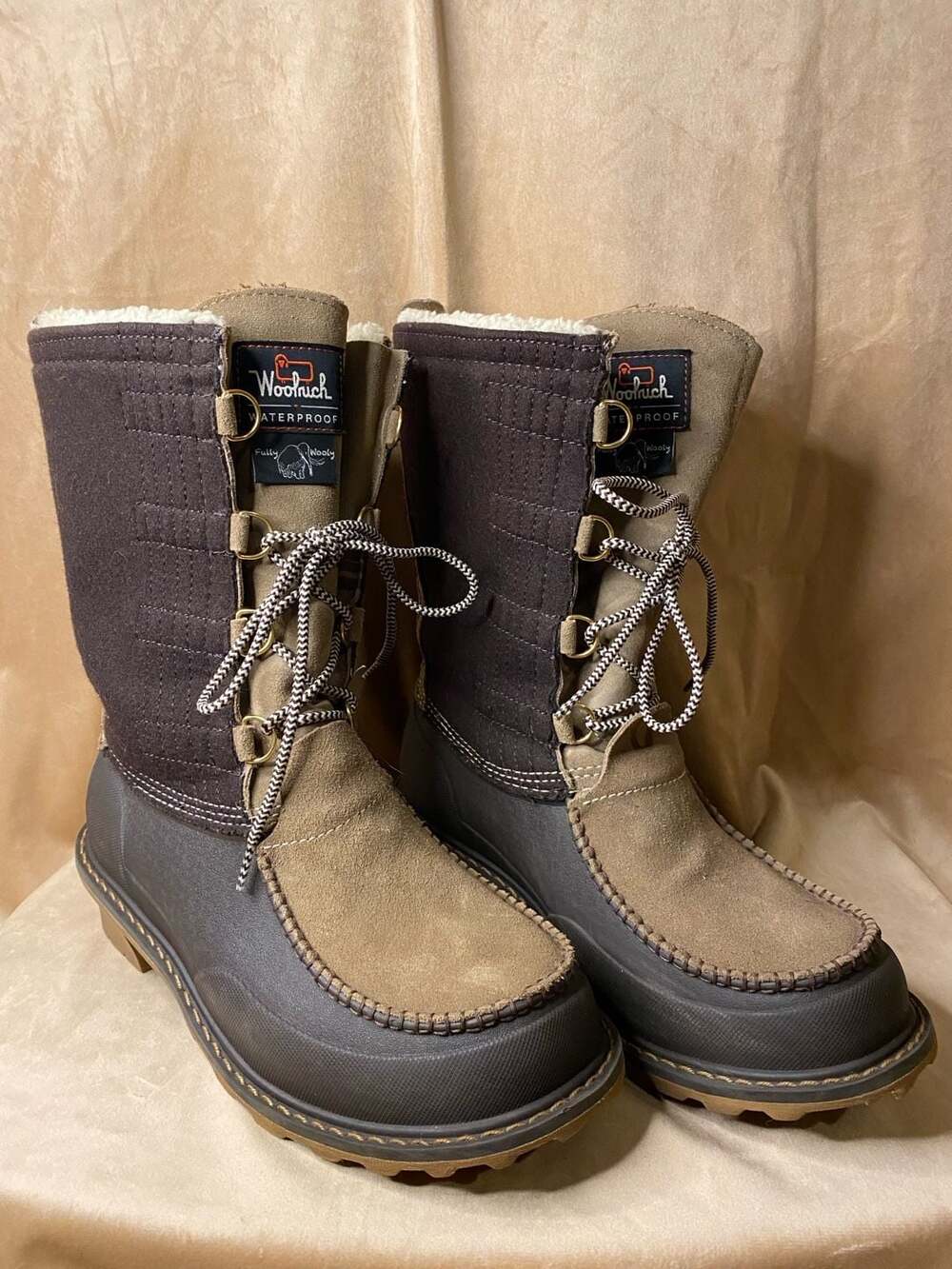 Woolrich Fully Wooly Waterproof Lace-Up Winter Boots: Size 10